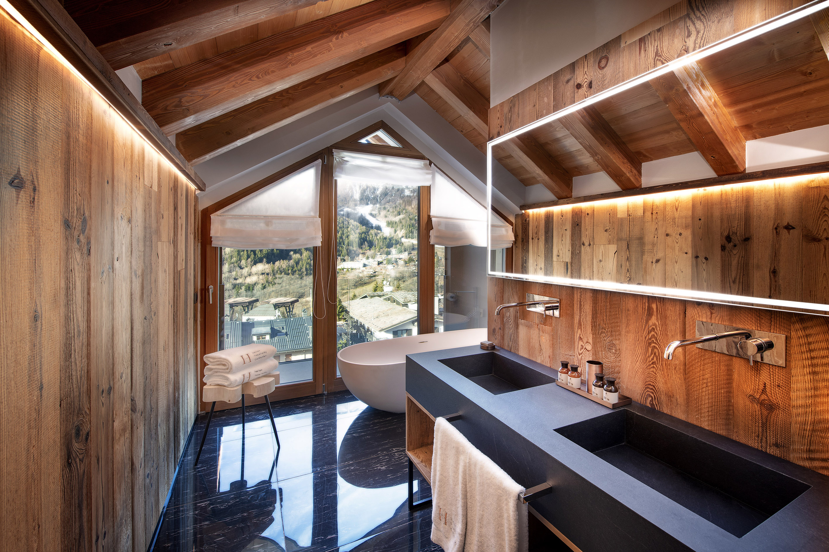 Roof Top Suite Bathroom