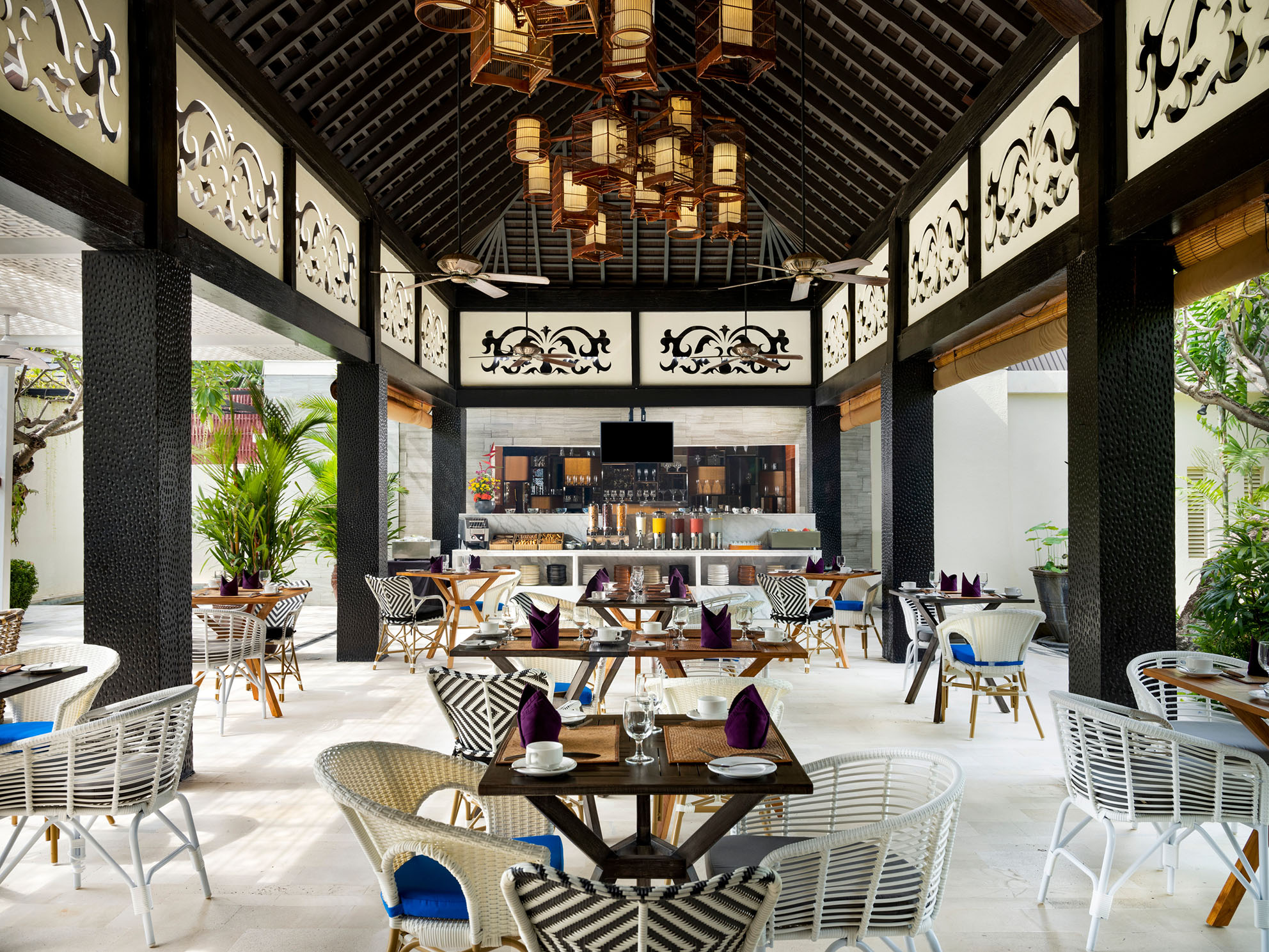 Groove Restaurant
