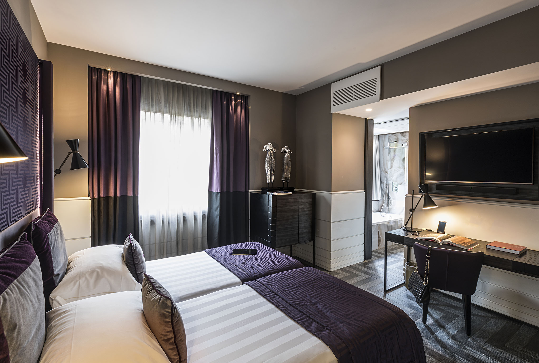 Tribune Hotel, Rome, Italy. Guestroom. Image credit: Mattia Aquila