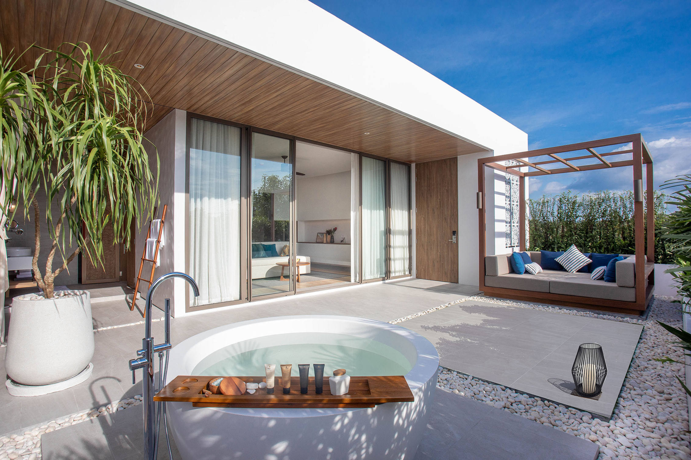 Meliá Phuket Mai Khao, Thailand