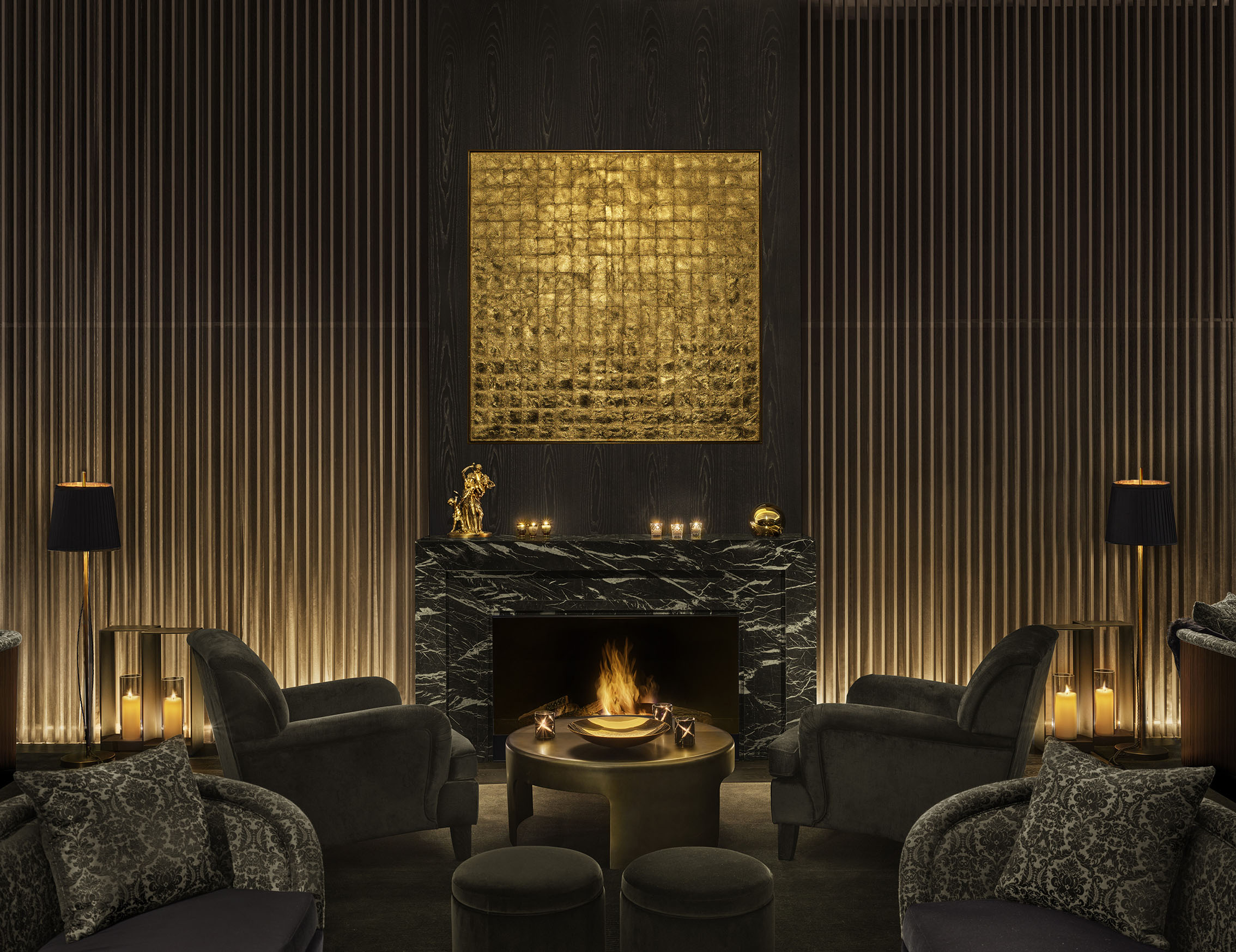 Gold Bar at EDITION, The Tokyo EDITION, Toranomon, Tokyo,  Japan. Image: Nikolas Koenig