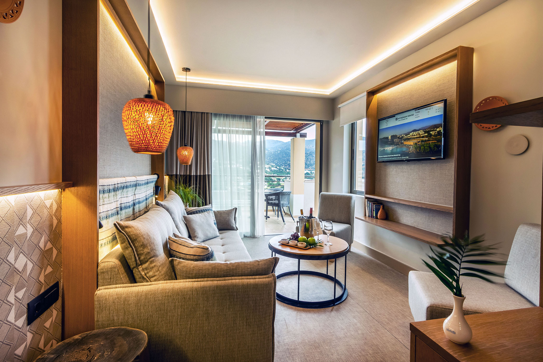 Deep Blu Suite Sea View Jetted Pool