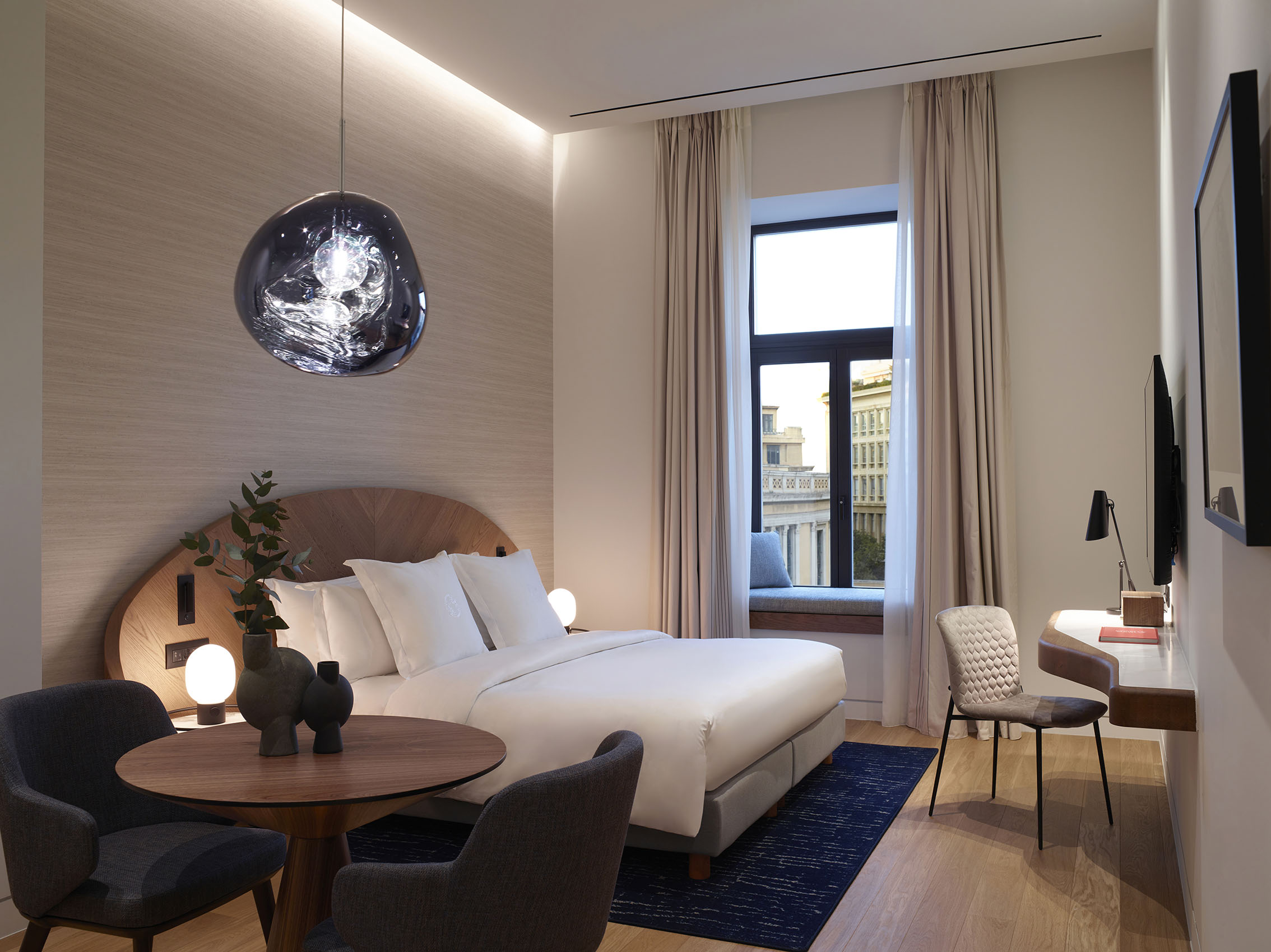 Xenodocheio Milos, Athens, Greece. Executive Room. 