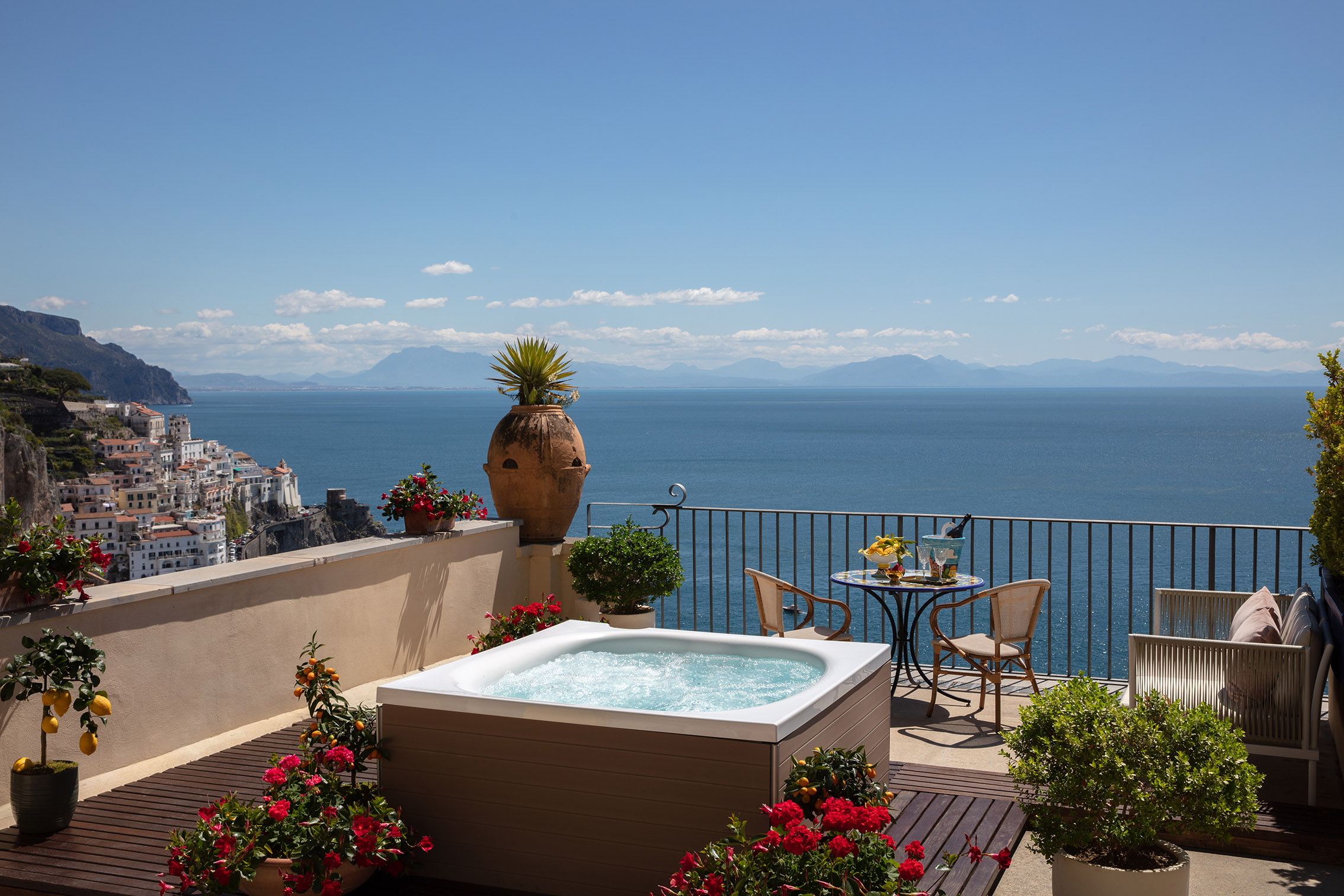 Anantara Convento di Amalfi Grand Hotel Opens On Italy’s Amalfi Coast ...