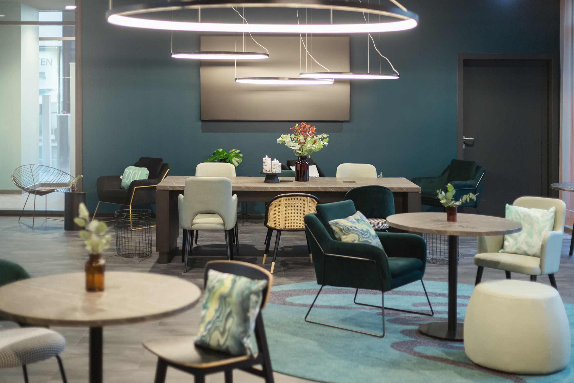 Holiday Inn- the niu Cure, Erlangen, Germany. Lobby