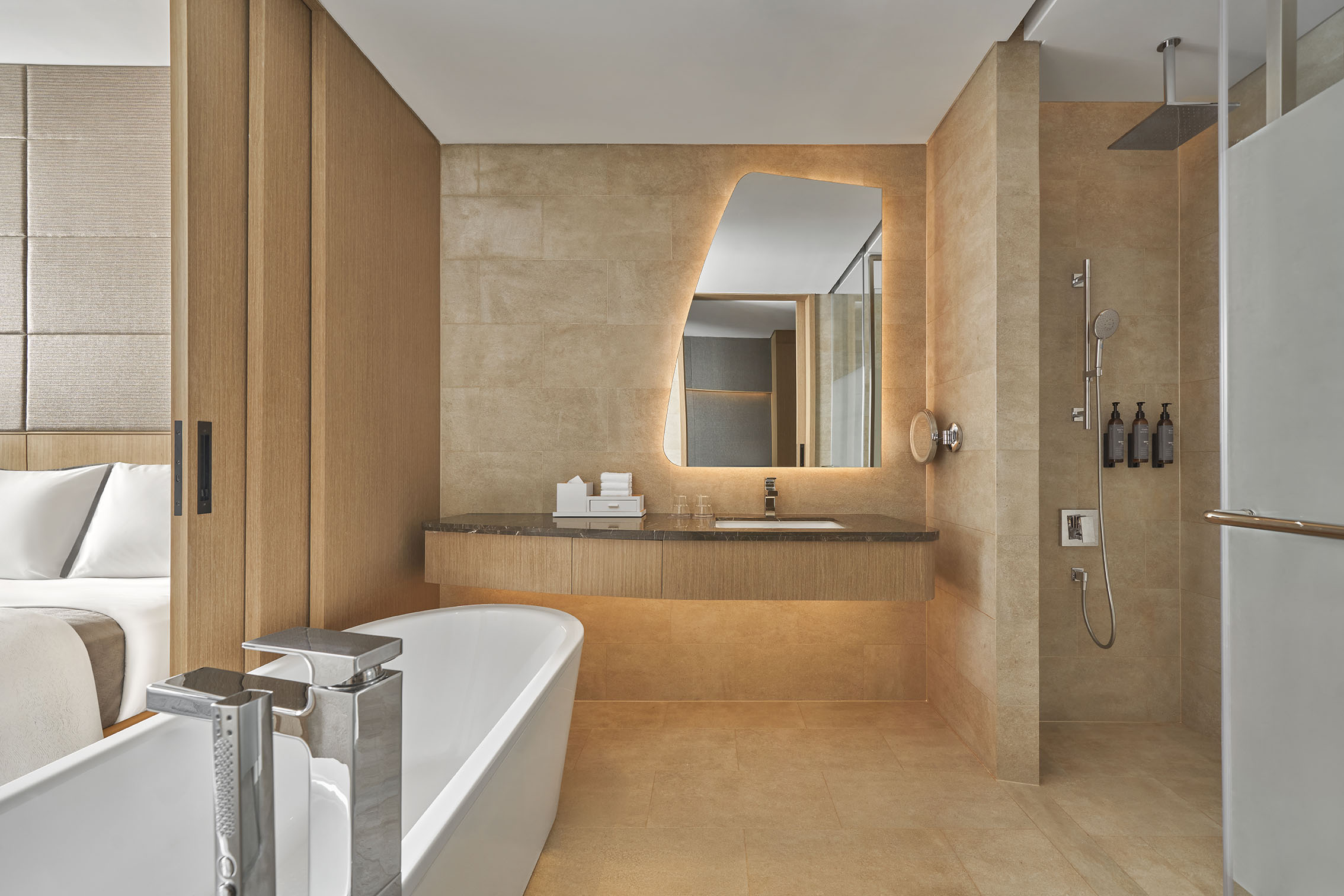 Deluxe Room, Twin Bed, Garden View Bathroom