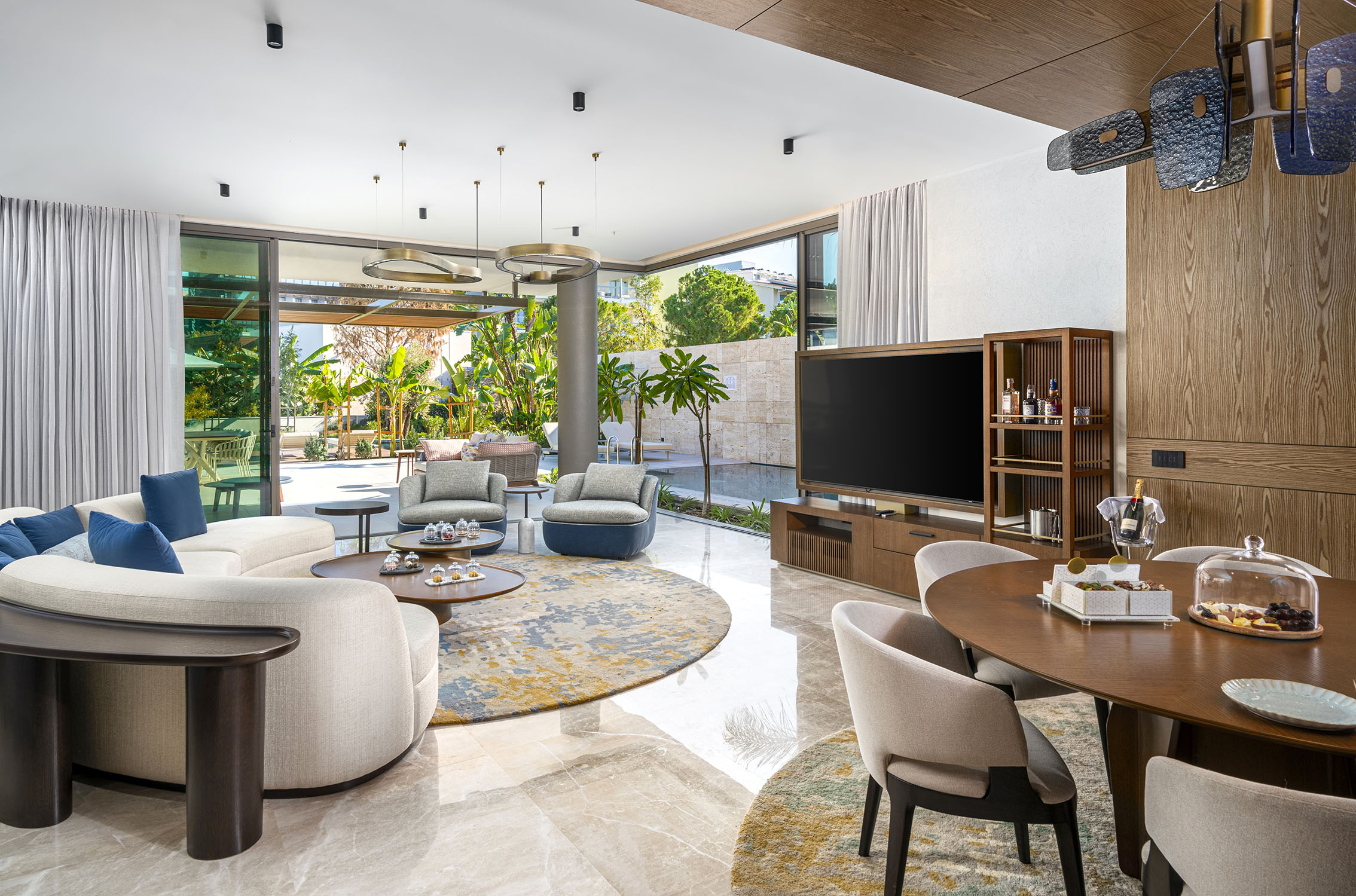 Bayou Villa with three bedrooms