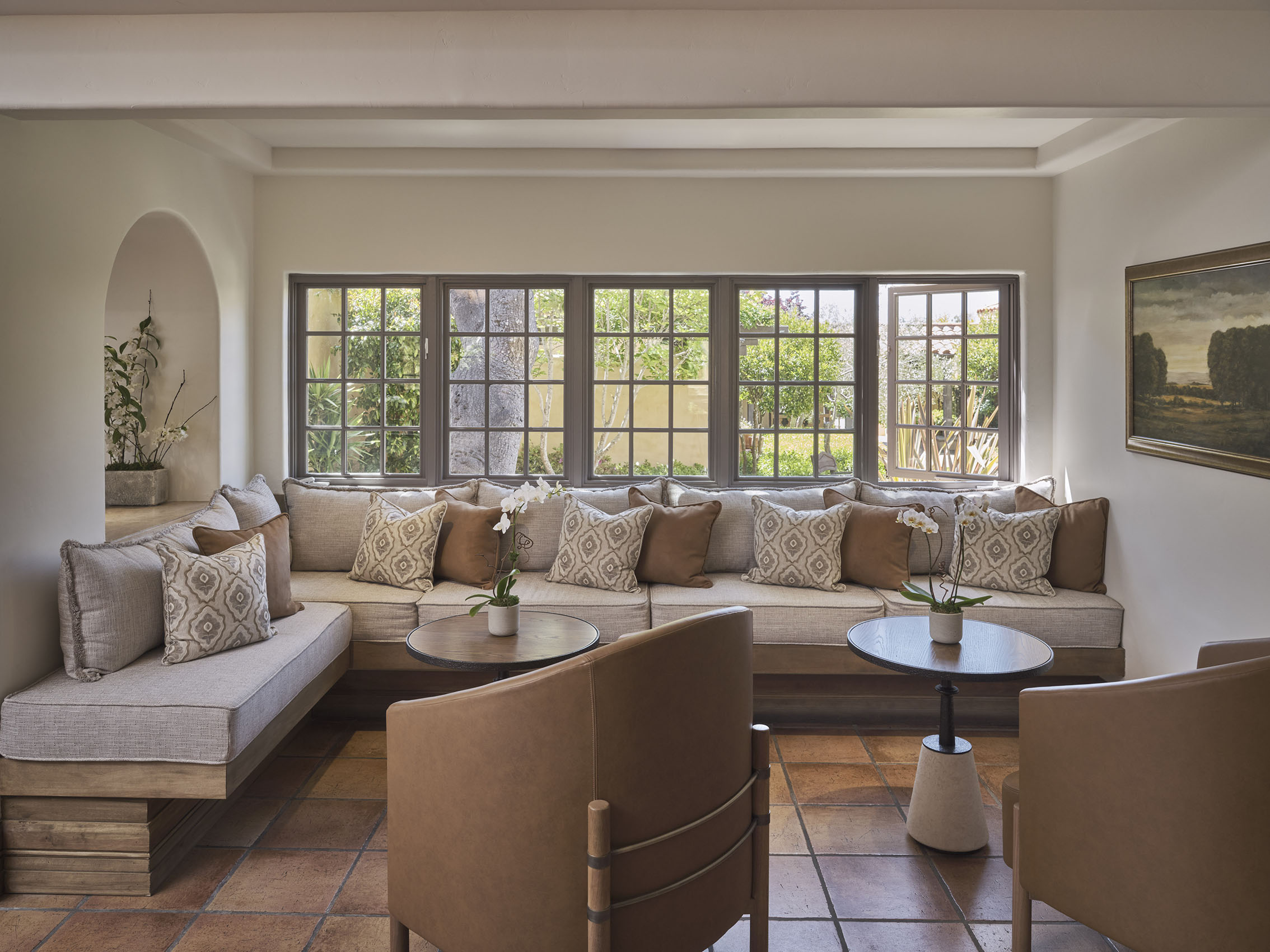 Bar Lounge Main House.